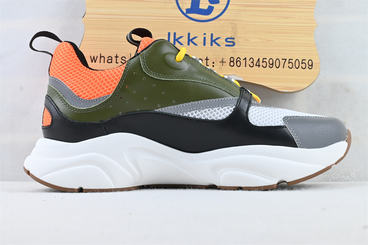 D10r B22 Khaki