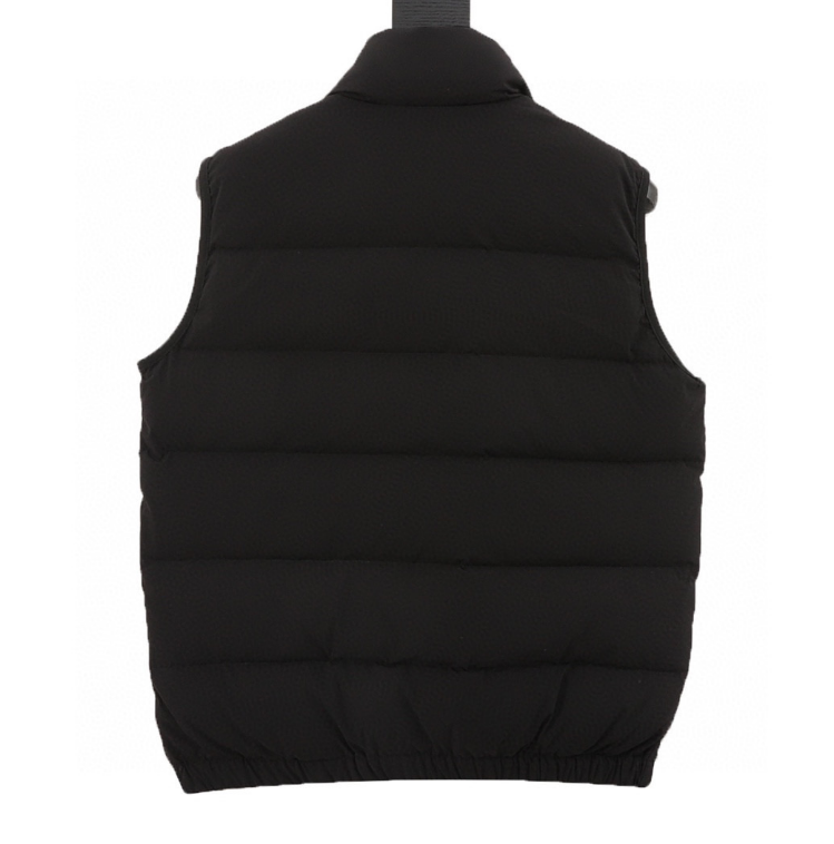 Pra*a vest 2024